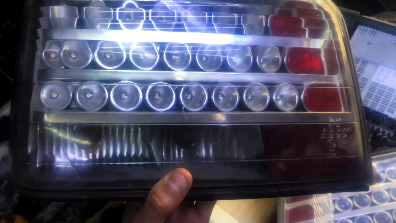 للبيع بكلايتات لد ويه محولاته ***********
