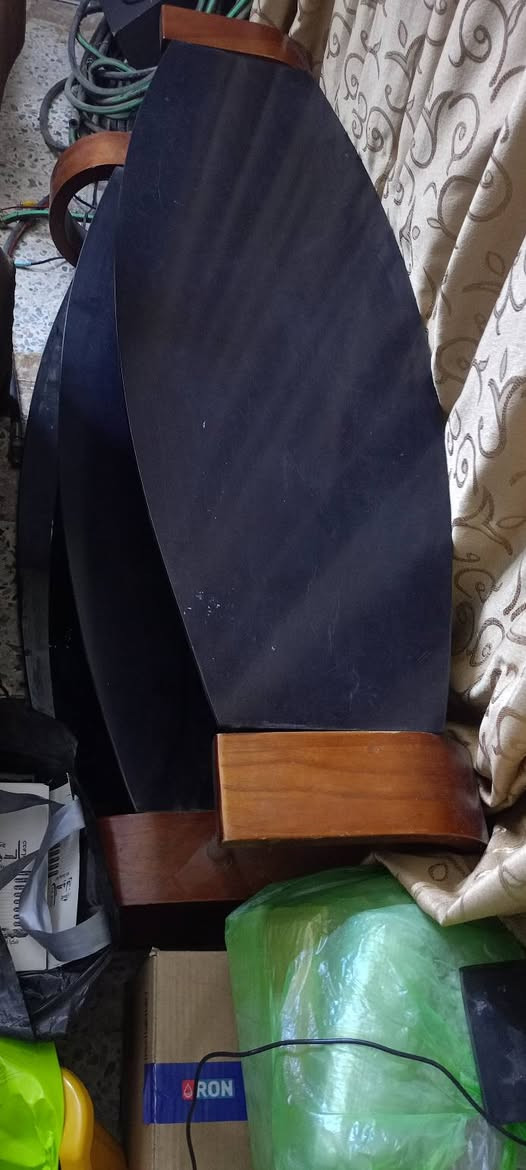 السلام عليكم عندي ميز طعام صاج مع 6كراسي نضيف وسبلت طن ونص توسوت انفيرتر مع نص تخم نضيف وغساله اوتماتيك سامسونك بيه عطل بصيط مع ميز تلفزيون مكاني بغداد العامريه ***********واتساب

