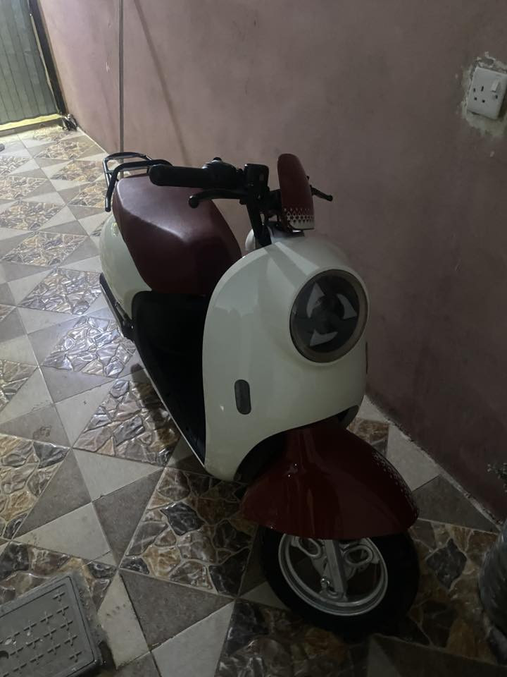 ٦ بطاريات نضيف كلش مستخدم شهرين فقط  السعر ٨٠٠ رقمي ***********
