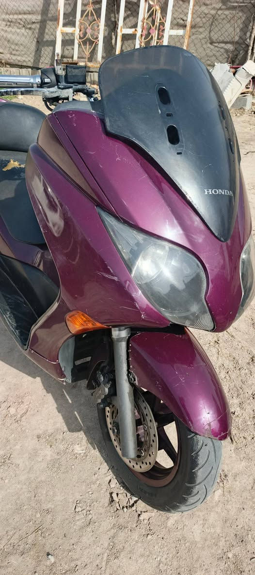 فورزه 010
ماشيه 62 الف 
نضام vsc مانع انزلاغ 
دراجه جهازه شغل وطلع 
مكاني بلدوايه 
ترهم مروس بيراني مع الفرق ***********
