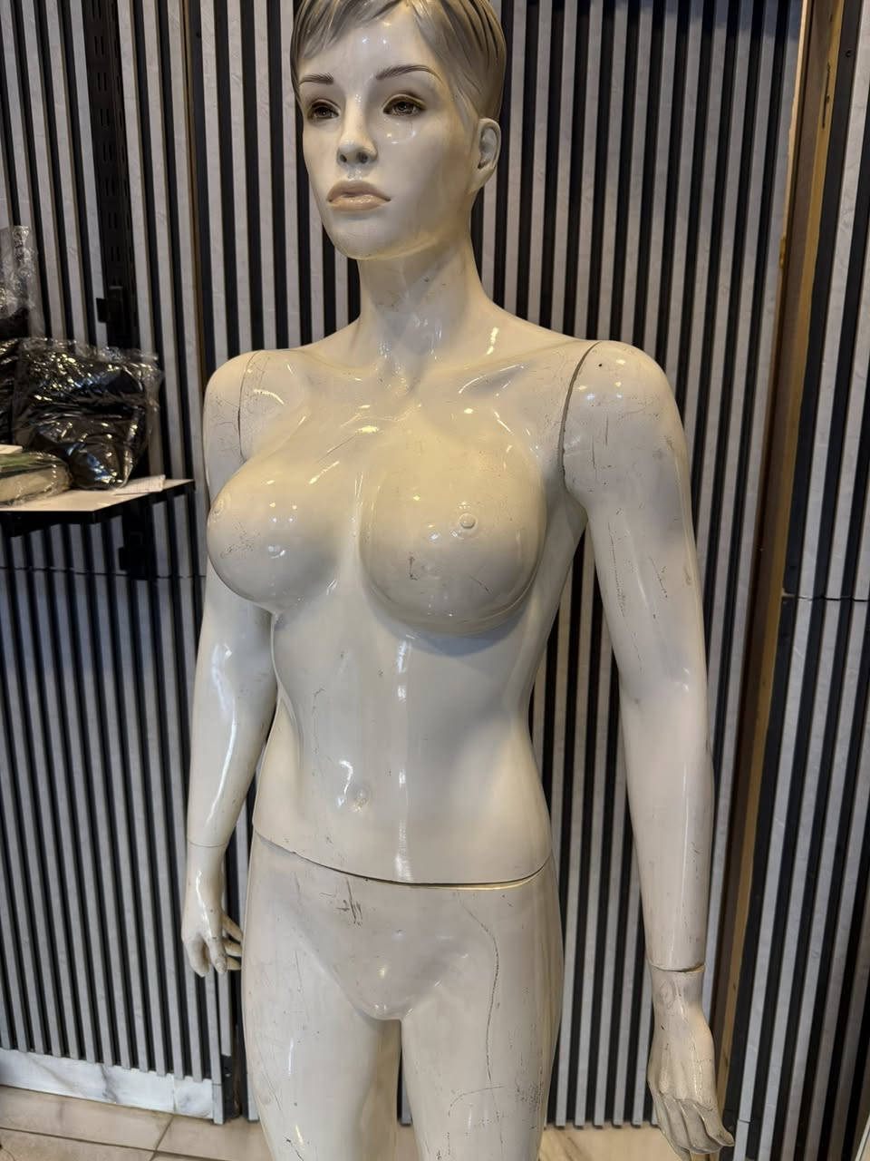 سعر القطعه ١٥ الف 
كربلاء
***********
