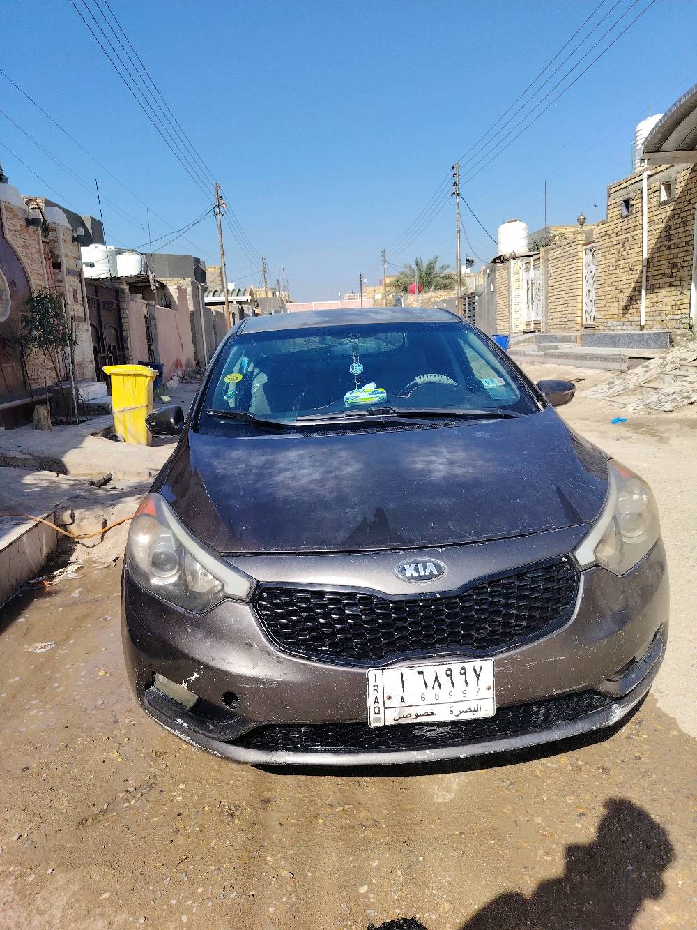 كيا فورتي امريكي 2016 
حادثها بنيد مبدل 
سعرها 105 وبيها مجال
العنوان / ناصريه 
السياره بسمي 