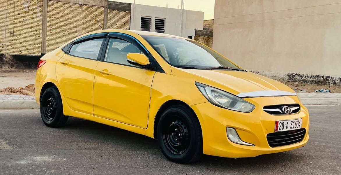هونداي اكسنت موديل 2012 خليجي مكفولة كفاله عامه ماعده بيهه طخه بل جاملغ الخلفي فقط والباقي مكفول كفاله عامه مكينه 1600 وكير مكفولات حداديه جديده تخم تاير جديد تبريد ثلج دوشمه جديده شاير بل مري السياره جديده وجاهزة بمعنى الكلمه السعر72الاستفسار*********** رقم نكليزي بسمي سنويه 2031 مشروع وطني مصفره هيه وغرامات مكان سياره كربلاء
