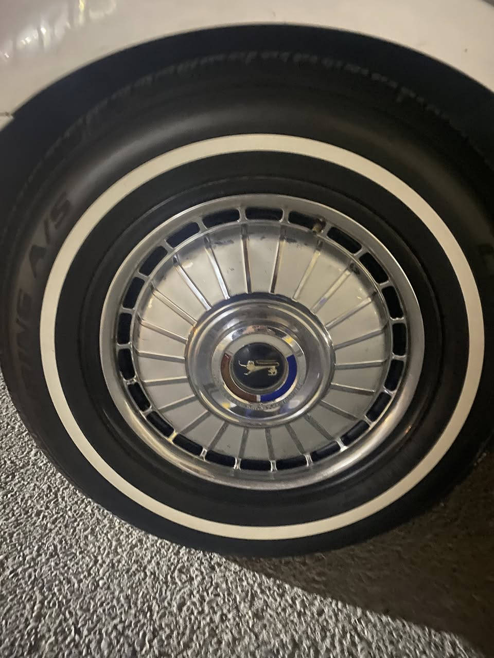 سلام عليكم تحويره حجم 14 للبيع ب300 ترهم الإنتره فورتي وياله اولدز وتاير سنتر نضافه 80/100 نتاج 24 جدد كلش لا كسر بيهن ولا فتيله + كبات ابو الأسد نضافه 90/100 طبكتهن موس ب250 مكاني واسط كوت مركز المدينه ***********
