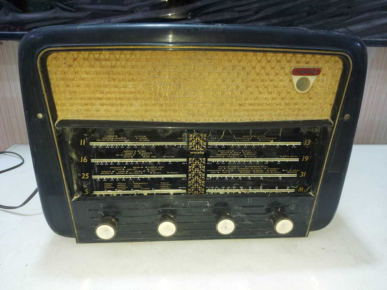 راديو لمبات انكليزي من زمن الحرب العالمية الثانية شغال اسمه Murphy نظافة 99/ مكاني النجف السعر 100 دولار


**إذا كنت صاحب هذا الإعلان وتريد حذفه لأي سبب، رجاءا أرسل رسالة إلى الدعم الفني**