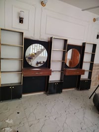 ديكور صالون حلاقه للبيع ٠٧٧١٤٧٨٩٨٧٧