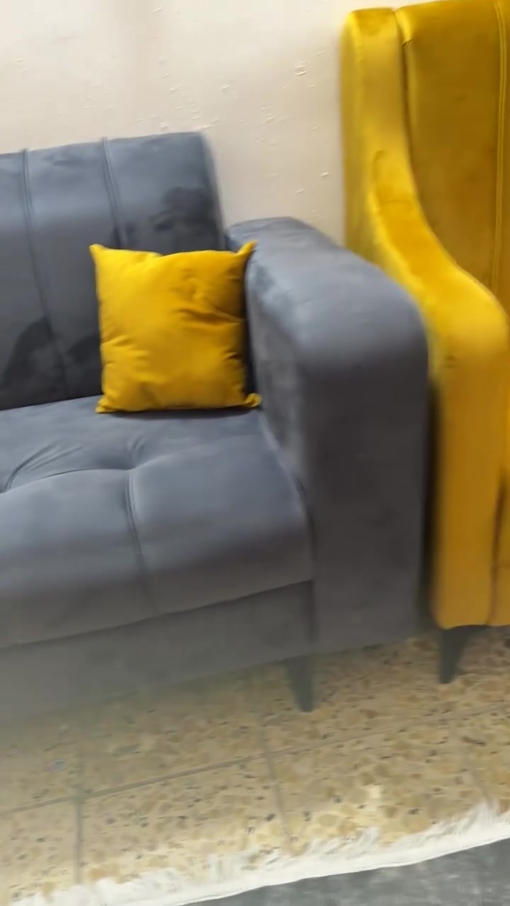 عيني  تخم نظيف جدا للبيع السيديه ***********
