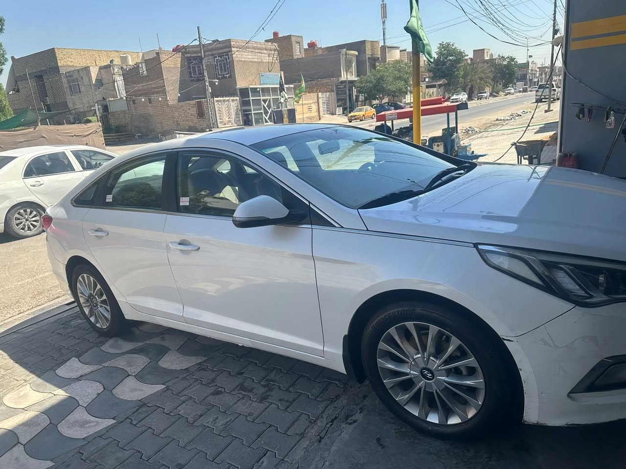سوناتا خليجي موديل 2015 
محرك ٢٤٠٠ دوش تريد مداور تريد تحويل 
السيارة بدون حادث دحجات بالهلال الجاملغ الخلفي صبغ بالجاملغ الامامي صبغ والسونار موضح كل الامور السعر ١٢٥ 
شوف الصور والسونار ومن تقتنع اتصل مكان السيارة نجف
+964 770 427 0117


**إذا كنت صاحب هذا الإعلان وتريد حذفه لأي سبب، رجاءا أرسل رسالة إلى الدعم الفني**