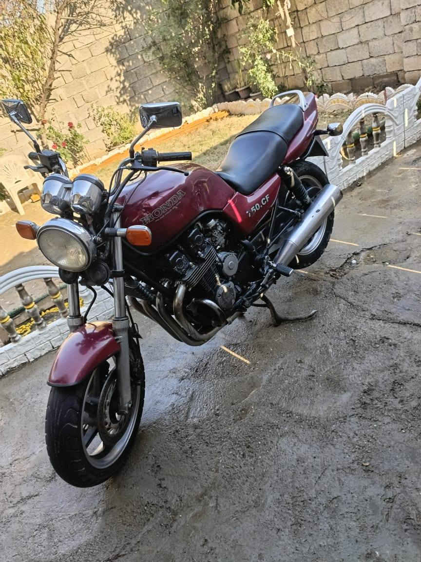 للبيع سيبي فور حجم المحرك 750 ماطور شلعه ومعدل فول مفتوح كور لايت كيجات ٠بكلايت كلو شغال،، ملاحضه السلف يراد فحمات يخرط) مكاني موصل جانب الأيمن سعر 850 ستفسار ***********
