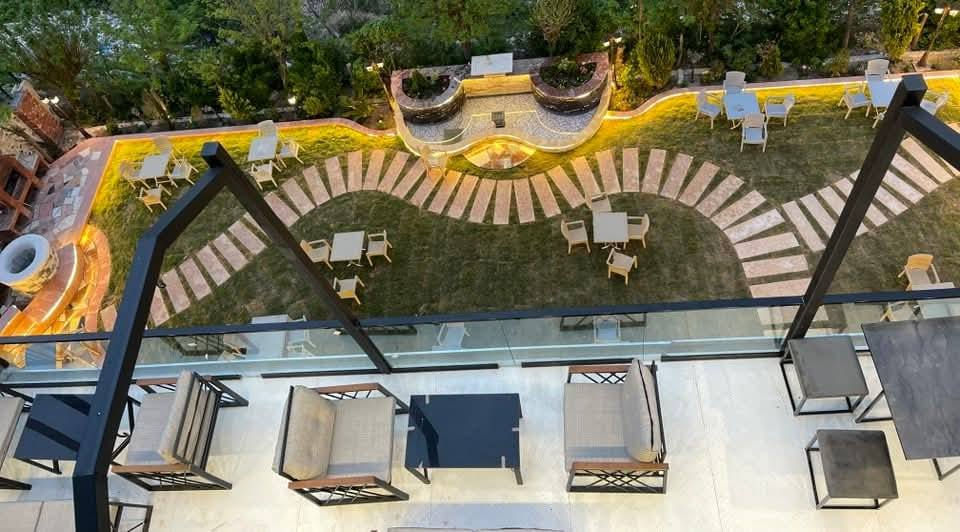 فندقنا في محافظة اربيل فندق بسمة السفير 
4نجوم  موعد الرحله يوم ثلاثاء ليلا 65 ألف
للحجــــــز والأستفســـــار الأتصال
***********
