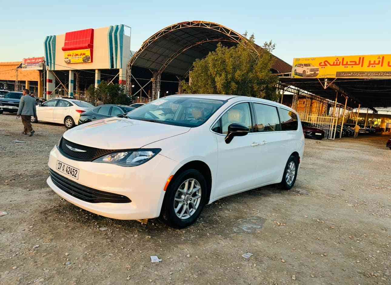 للبيع او المراوس 

باسفيكا فياجر 2024 امريكي 
مرقم مثنى شهداء 
حادث بارد بلبنيد فقط 
مكينه 6V سبعه راكب 
السعر 225$
العنوان المثنى الرميثه معرض اثير الجياشي 
التواصل واتساب فقط 
*********** 
*********** 
***********
