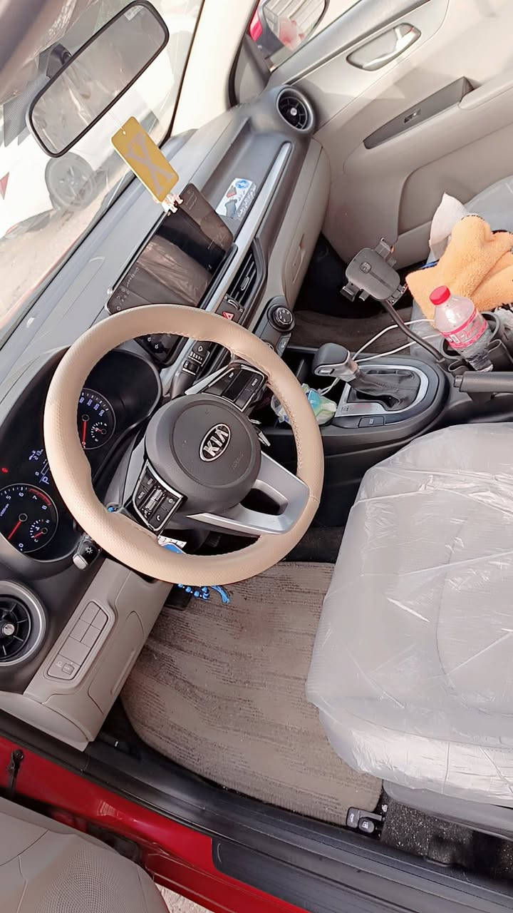 سلام عليكم سيراتو خليجي 2020
موصفات 
فتحه سقف
شاشه دجتل كبيره فول اندر ويد 
تبريد قطعتين
داخل لونين 
بيها بارد جاملغ عكس السايق شبر وشويه فقط 
5 ويل كب سبير شركه منازل لايلون شركه ع مقاعد بعده 
ماشيه 68 الف كيلو فقط 
مكينه 1600
كير مكينه كفاله 
رقم بغداد نكليزي شرط التحويل 
السعر 148 وبيها مجال 
العنوان البياع قرب كراج البياع 
هاتف ***********
