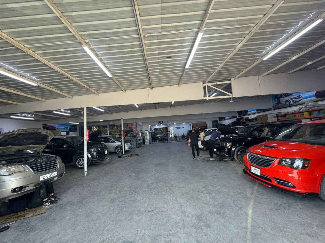 في الوافي لصيانة السيارات الأمريكية نشتغل على سيارتك وكأنها سيارتنا 💪
تشرفنا بخدمة أخونا العزيز من محافظة كربلاء المقدسة بسيارته
🚘 دوج  كرفان 2015

⚙️ الأعمال المنجزة بكل دقة واحتراف:
✅ تبديل صدر أمامي 
✅ تبديل صدر خلفي كامل
✅ تبديل تخم اذاين  المحرك (دجات الكير )
✅ تبديل درايف شفت داخلي
✅ ترتيب وتنظيم جميع أجزاء السيارة

🔧 ميكانيك أمريكي بخبرة سنين
🔒 أمان وضمان بالعمل
✨ شغل نظيف واهتمام بأدق التفاصيل
📌 لأن الجودة مو كلام… الجودة شغل

📍 محلات الوافي لصيانة السيارات الأمريكية – بغداد

🚘 الفرع الأول:
بغداد – حي الجامعة – نفق الشرطة باتجاه العامرية

🚙 الفرع الثاني (الرئيسي):
بغداد – سريع الغزالية – أبو غريب
قرب سيطرة السونار والتبادل

📞 للاستفسار:
***********
***********

⏰ التواصل خلال أوقات العمل فقط
