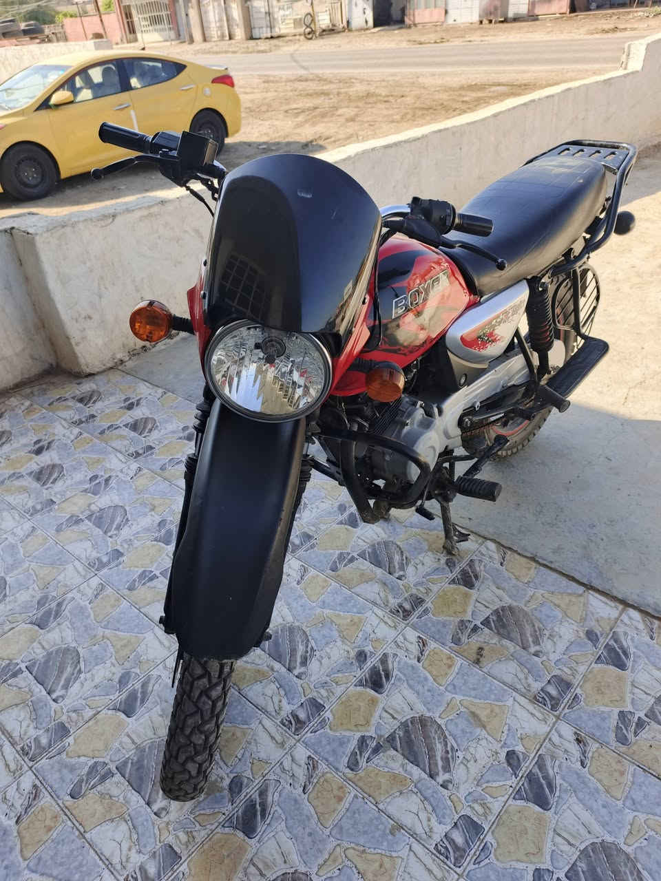 السلام عليكم بوكسر جبلي موديل 2021 اوراق كاملة السعر مليون و100 وبيها مجال المكان حسينية الراشدية رقم الهاتف ***********
