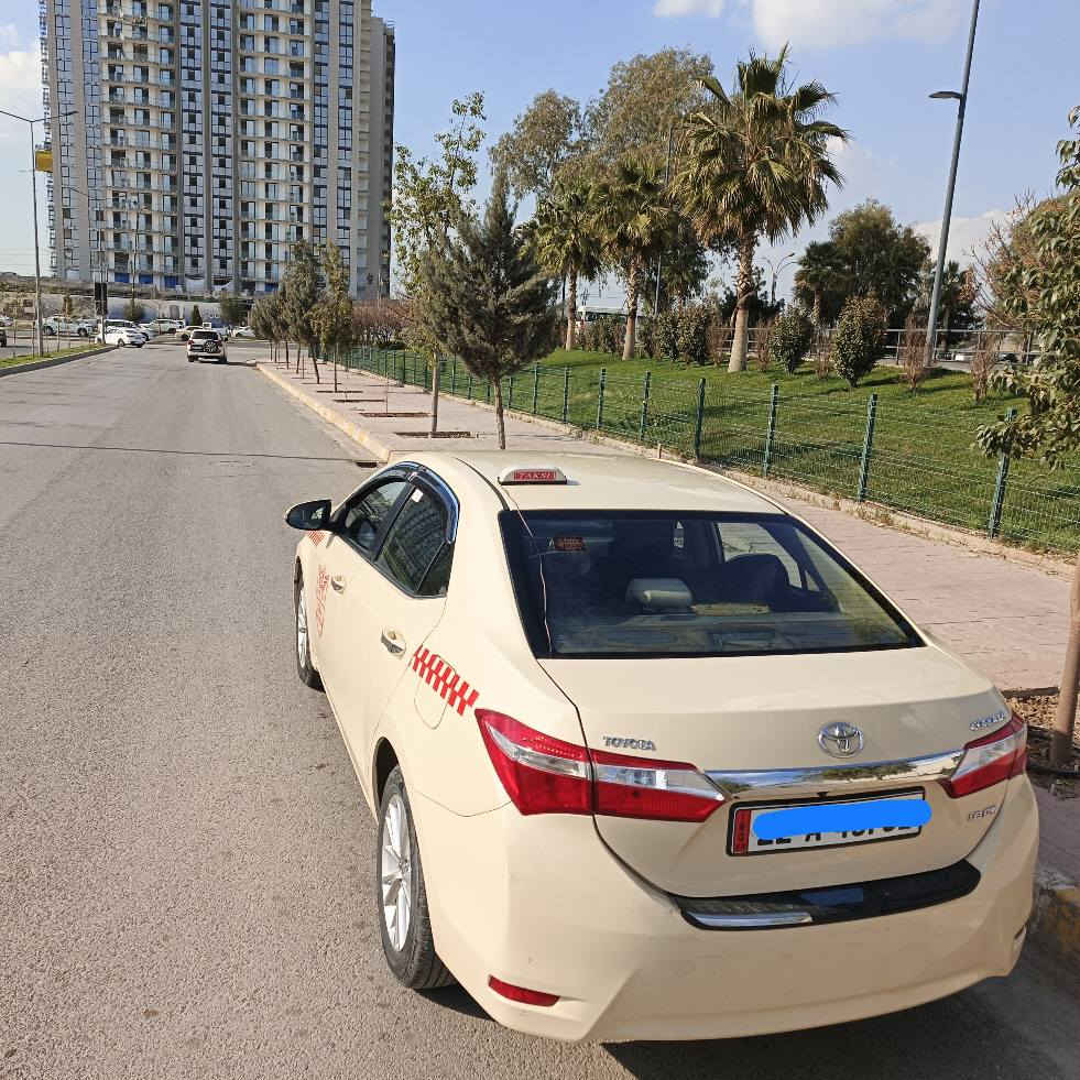 تکسی کوردستان مۆدێل 2014 بیلاد تەکسی تۆماتیك سەیارەکە هیچی نیە دەعامی بۆ دەعامی بەشەرت تەنیا دوو قوپاوی بچووكی هەیە. بەناوی خۆمە گیرو مەکینە بەشەرت سەیارەکە زۆر بە پاکی ماوەتەوە تکایە گەر مشتری نیت تەلە فون مەکە لەگەل ریزم*********** WHATS UP
*********** أربيل, العراق
