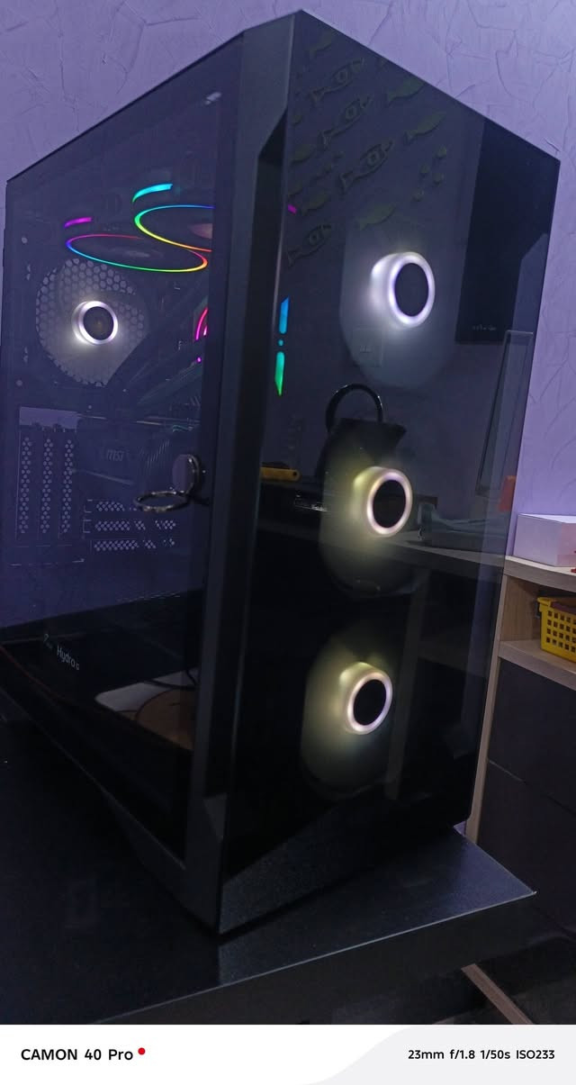 (PC Specs):
Motherboard:ASUS B660-A  DDR4
 GPU: MSI GeForce RTX 3070 Ti VENTUS 3X Black
 CPU: Intel Core i7-12700
 RAM:32GB DDR4 (4x8GB)
 Storage: 256GB SSD + 1TB HDD
Cooler: Black Liquid Cooler
power:  750 gold
مع شاشه ALIENWARE 
ips 
1ms
240hz
مع UPS
2000
offline 
  مكان بغداد شارع فلسطين تكدر تتصل على هذه رقم للاستفسار ع باقي الشغلات واتساب ***********
