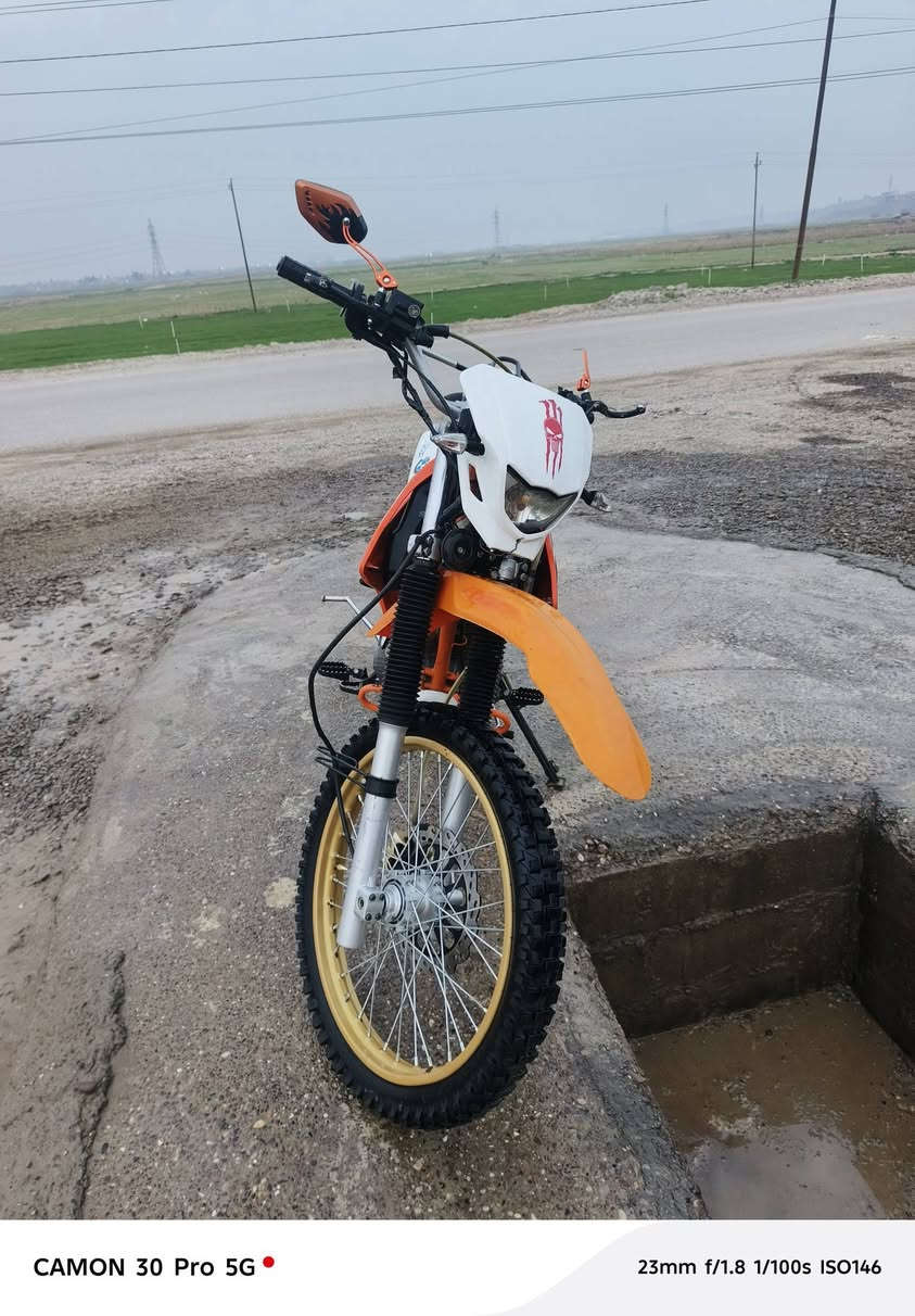 السلام عليكم ماطور سيراكس للبيع محرك 300 باب اول شرط ما مفتوح  موديل 2024 مكان عوسجه قربي  900 بي مجال لطيبين  خاص ماكو  ***********
