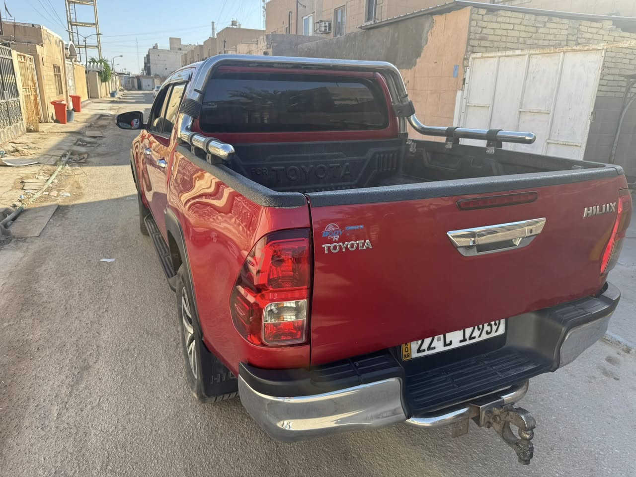 السلام عليكم من رخصه اخوتي الادمنيه الغوالي بيك اب تيوتا هايلوكس  2017 تو ويل اوربي كير اوتوماتيك السياره بالحقيقه بعد احلى السياره كفاله البدي من الحادث و الصبغ ما عده شبر بالمدكر الخلفي و ما مصلحه تجي وتشوف و تفحص وين ما تريد مكينة عالبلاد برغي ما مفتوح بيهه بيهه نفخه و تنقيصه توني امبدل السوبر مالتهه السياره بيهه تنقيصه مثلها مثل ال 2025 الزيرو كولهن اينقصن سيارة بيت و ما معروضه بمعرض ولا مشتغلة بخط 
السعر / 220 و من تجي تدلل حك الجيه
العنوان - البصرة - الهارثه 
الاتصال على الرقم ***********
اخوكم ابو ادم
