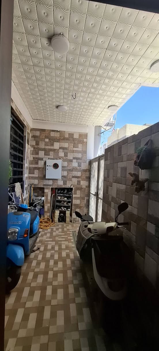 دار للبيع  100م طابقين في كربلاء  بناء طابوق فول مواصفات من كلشي من اساس من شيش من طابوق من بناء من ديكورات من ابواب قاصة وشبابيك سلايت صب مركزي 4غرف نوم صالتين واستقبال   البناء سنة 2024 شهر السادس
دار للبيع  100م طابقين في كربلاء  بناء طابوق فول مواصفات من كلشي من اساس من شيش من طابوق من بناء من ديكورات من ابواب قاصة وشبابيك سلايت صب مركزي 4غرف نوم صالتين واستقبال   البناء سنة 2024 شهر السادس 
سند 25اقرار محكمة للاستفسار ***********
