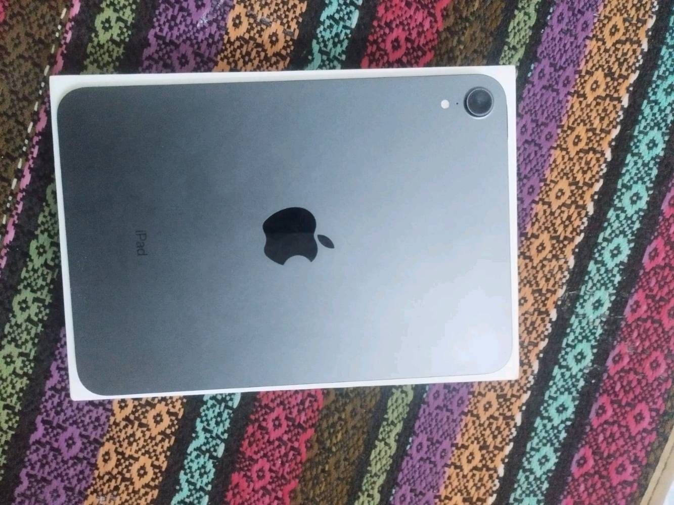 ايباد mini 6 فول مواصفات اخو الجديد للاسفسار واتساب السعره 450 وبي مجال 