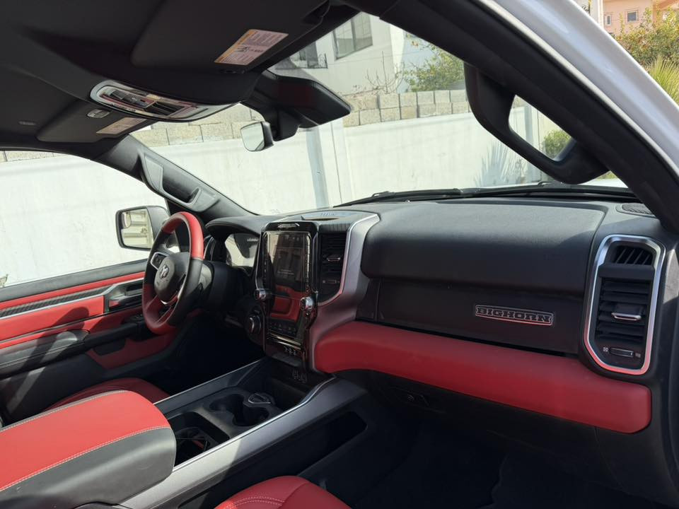 رام 2025 ماشي 15 الف ابيعها مرقمه اربيل سعر البيع 35 الف دولار رقم الشاصي مرفق حادثها سطحي فقط اسفل البابابيين بدون دواخل سياره فول بس بدون بنوراما شاشه تيسلا تبريد وتدفئه بالكشن داخل احمر السياره سته سلندر ايتورك
مكاني اربيل رقم التلفون *********** واتس اب متوفر
