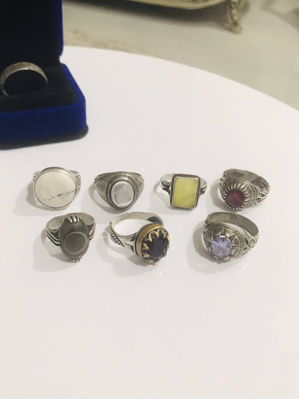 يا الله 
كلمن و سعره
 مكاني نجف توصيل موجود 
***********
