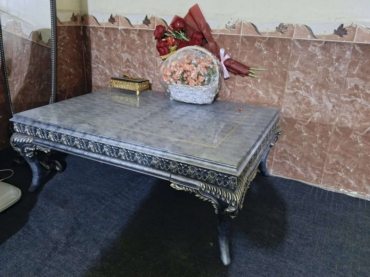 غراض للبيع كلمن وسعر تخم ملكي جديد+غرفه نوم +ثلاجه بابين+غساله اوتماتيك لمس+ميز طعام +براد طويل+كاونتر كبير الحجم +مايكرو يصير بداخل كاونتر للتصال***********
