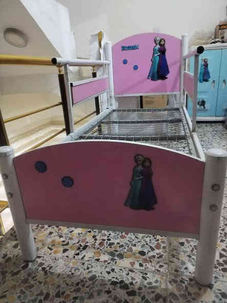 جربايه اطفال مستعملة نضيفه عنوان الخطيب الزراعي السعر ٤٠ الف *********** وتساب
