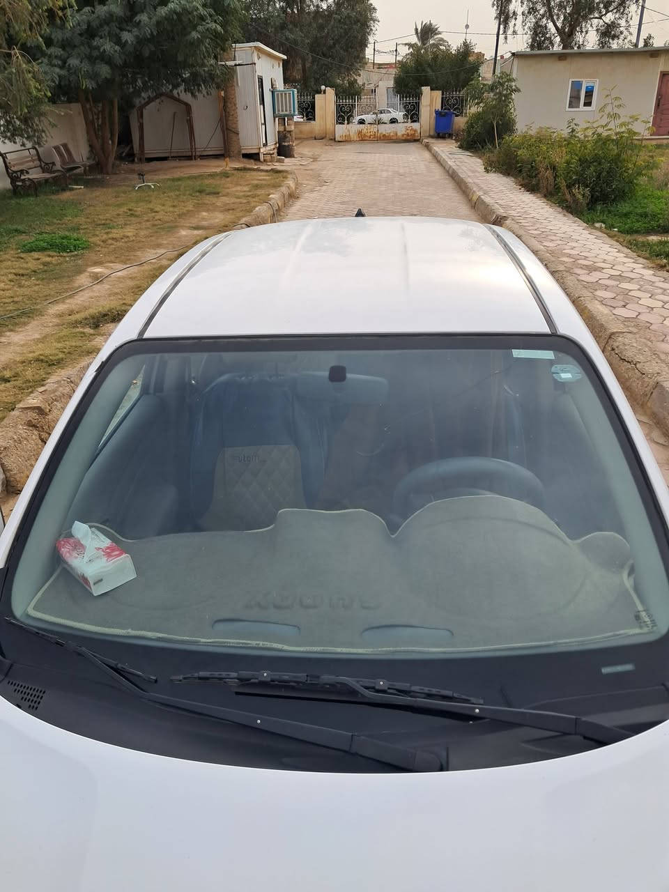 السلام عليكم ورحمة الله وبركاته
صني هندي بليتة زركة صنع ٢١ اربيل باسم الشركة بيها قبق جنطة مبدل باخرى تايوان و رصعتين صغيرتين فقط بدون اي صبغ والباقي كفالة كير ومحرك تبريد وتدفئة ما مفتوح بيها برغي واحد من الدعامية للدعامية  اشتريتها زيرو ولحد الان عندي مطلوب ١٠٥ مكاني نجف ابو صخير ***********  تلفون و واتساب
