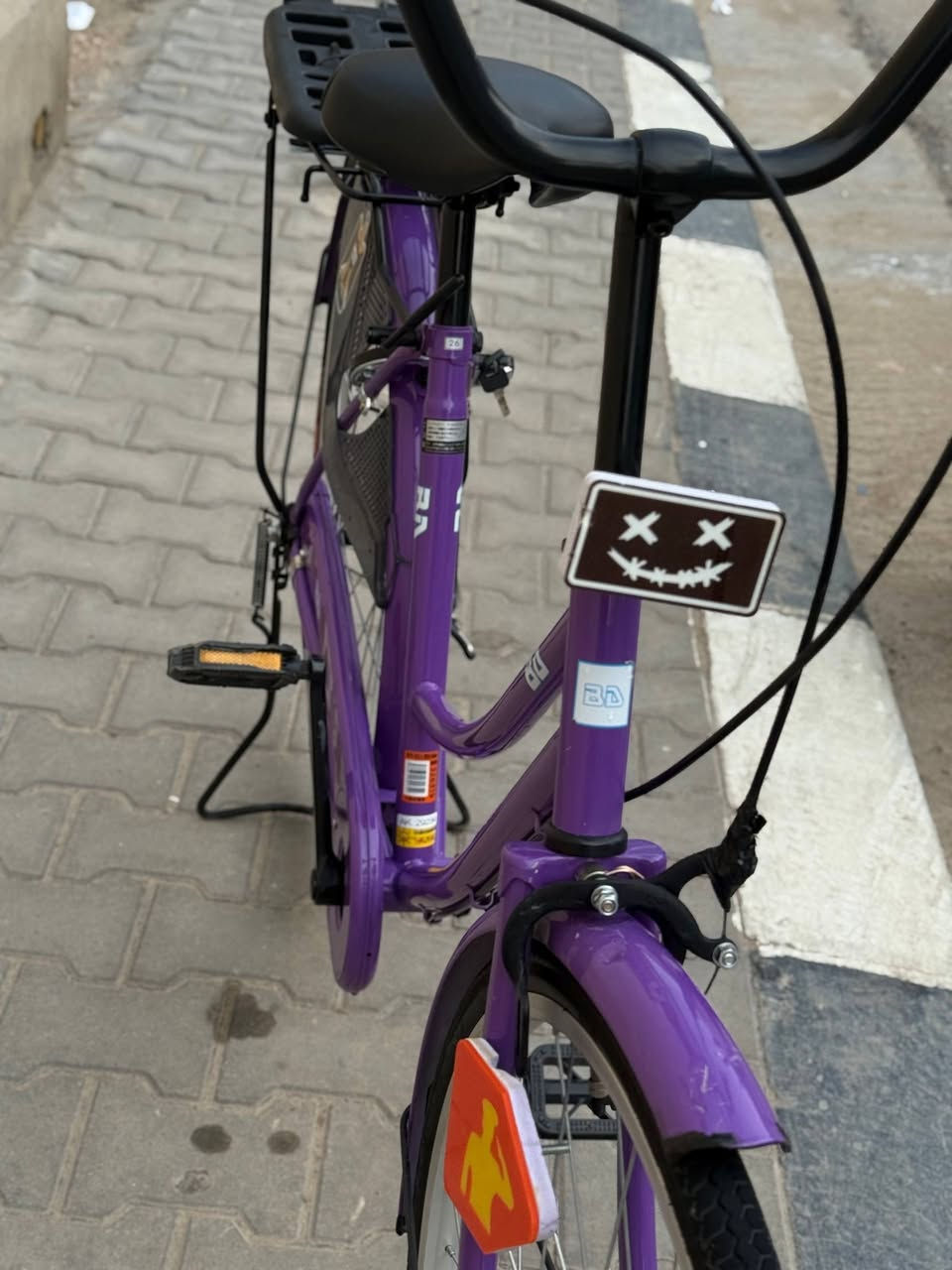 السلام عليكم ورحمة الله وبركاته للبيع بايسكل بطه حجم 26 المرغوب مديل 2022 شرط الياباني والله البايسكل على وضع الشركة ما بدل بيه شي غير بس تاير الور البايسكل قبل شهر منزل من كرار ابو نقش البايسكل حلو ونظيف ولمن تخاذ ما ذب عليه فلس احمر مكان النجف حي سلام للتواصل *********** واني خادم للطيبين
