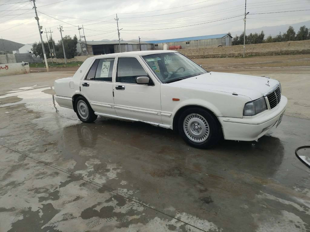 سلاوي خوا لةهةموان سدريك بؤفرؤشتن 
گيرو مةكينة بةشةرت 
تةقةو رةقةي بةشةرت 
كارةباي هةموي بةشةرت 
تةبريد گةرمو سارد بةشةرت 
تايةي تازةية 
سيارةكة مالي دؤستة 
شوين كةلار 
*********** كالار, السليمانية
