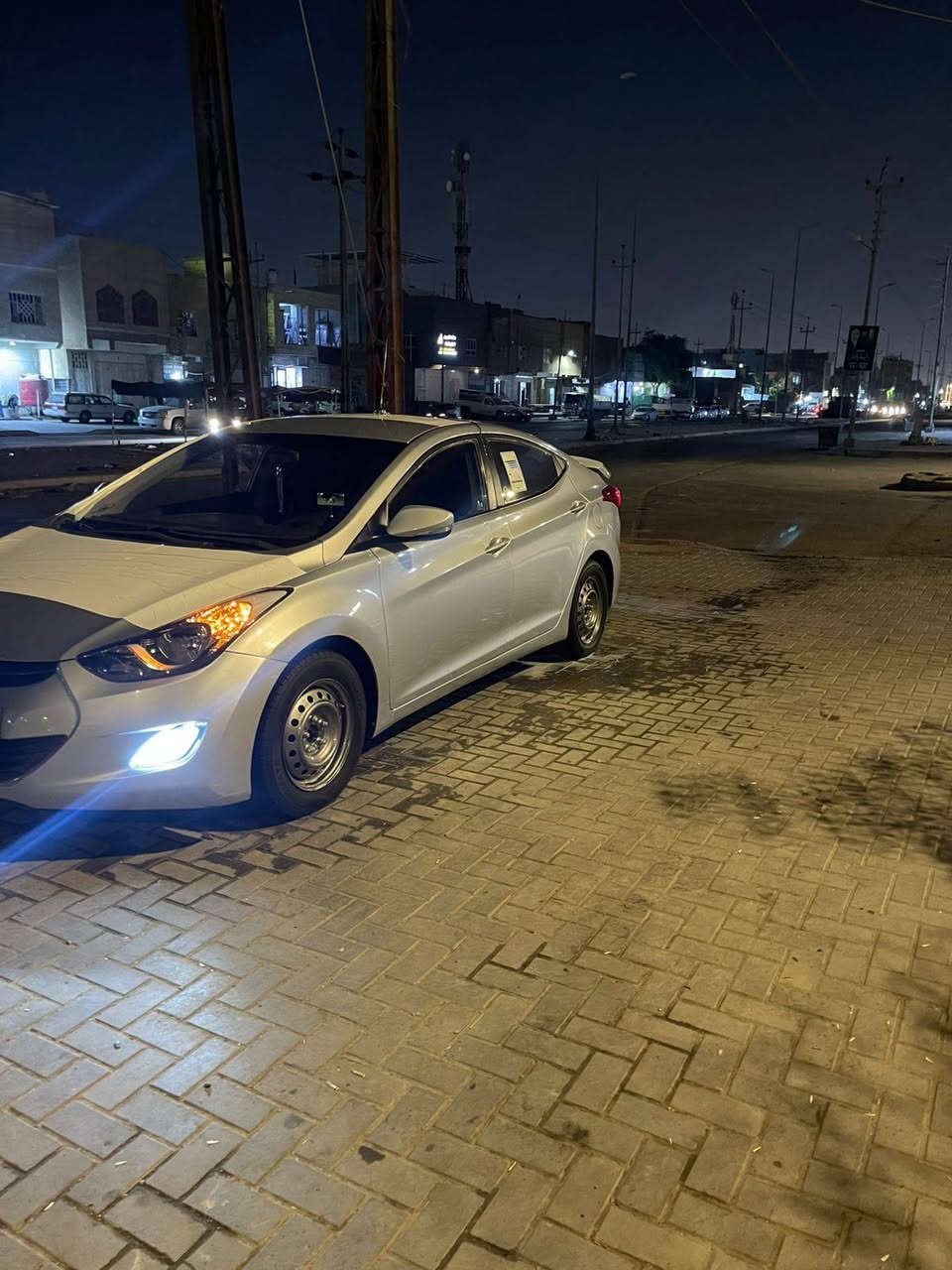 السلام عليكم النتره مديل 13 سياره جاهسه وجديده كلش مكينه 16 مكصوصه جنطه بيه رقم وسنوه نكليزي السعر 55مجال قليل ***********.     ادوات
