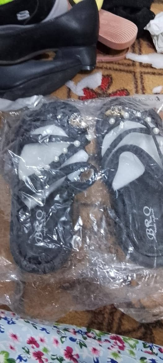 احذيه محل تعزيله السعر ب5 التريد تراسلني خاص


**إذا كنت صاحب هذا الإعلان وتريد حذفه لأي سبب، رجاءا أرسل رسالة إلى الدعم الفني**