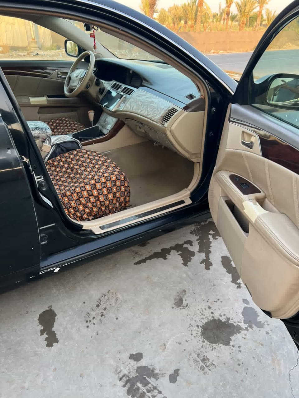 افلون موديل 2008 وراد امريكي ضرره جاملغ  امامي عكس سايق فقط بدون دواخل فول مواصفات سياره تحكمات بصمه ابواب سياره بيه ملاحظات بسيطة  سعره (90) وبيه مجال لاتصال ***********
