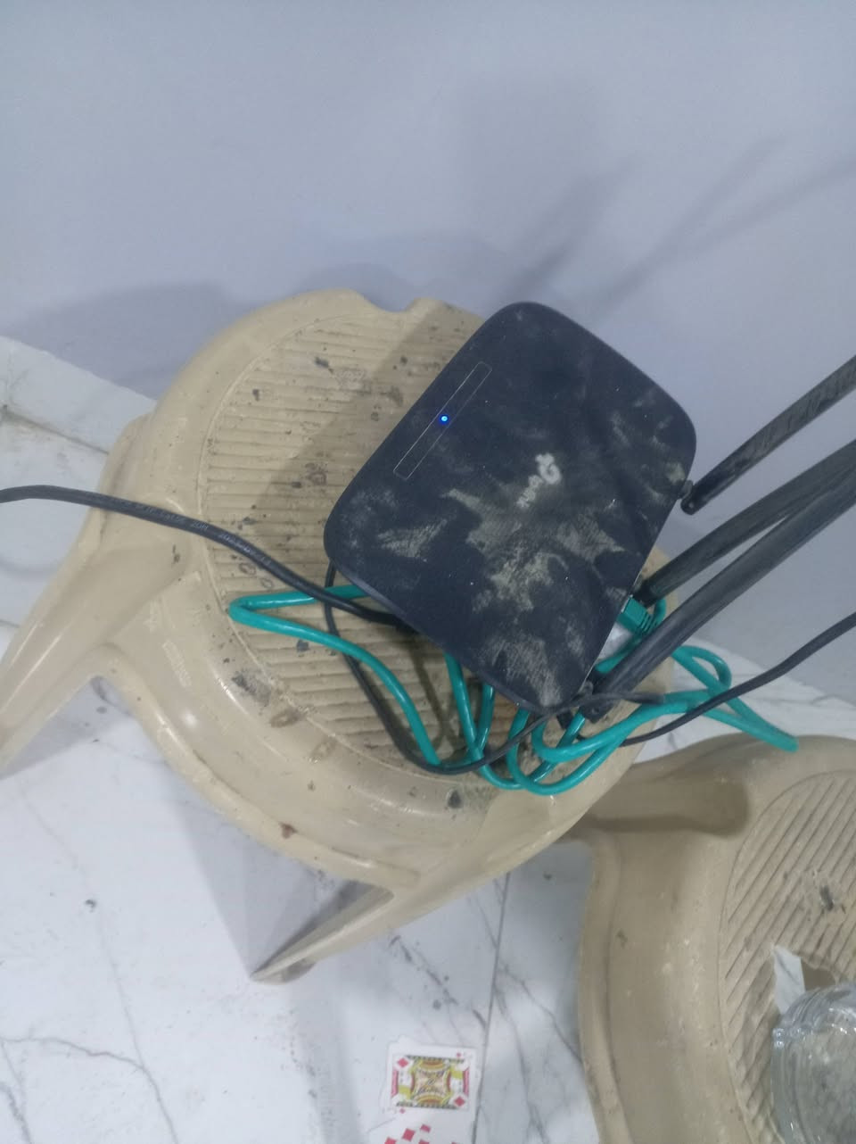 بلازمه حجم ٥٠ ابو نت فووول نضافه
راوتر انترنيت منضومه كامله كلش نضيف
مزاد مهدي خانقيني
خانقين محطه خلف مركز شرطه ازادي
***********
