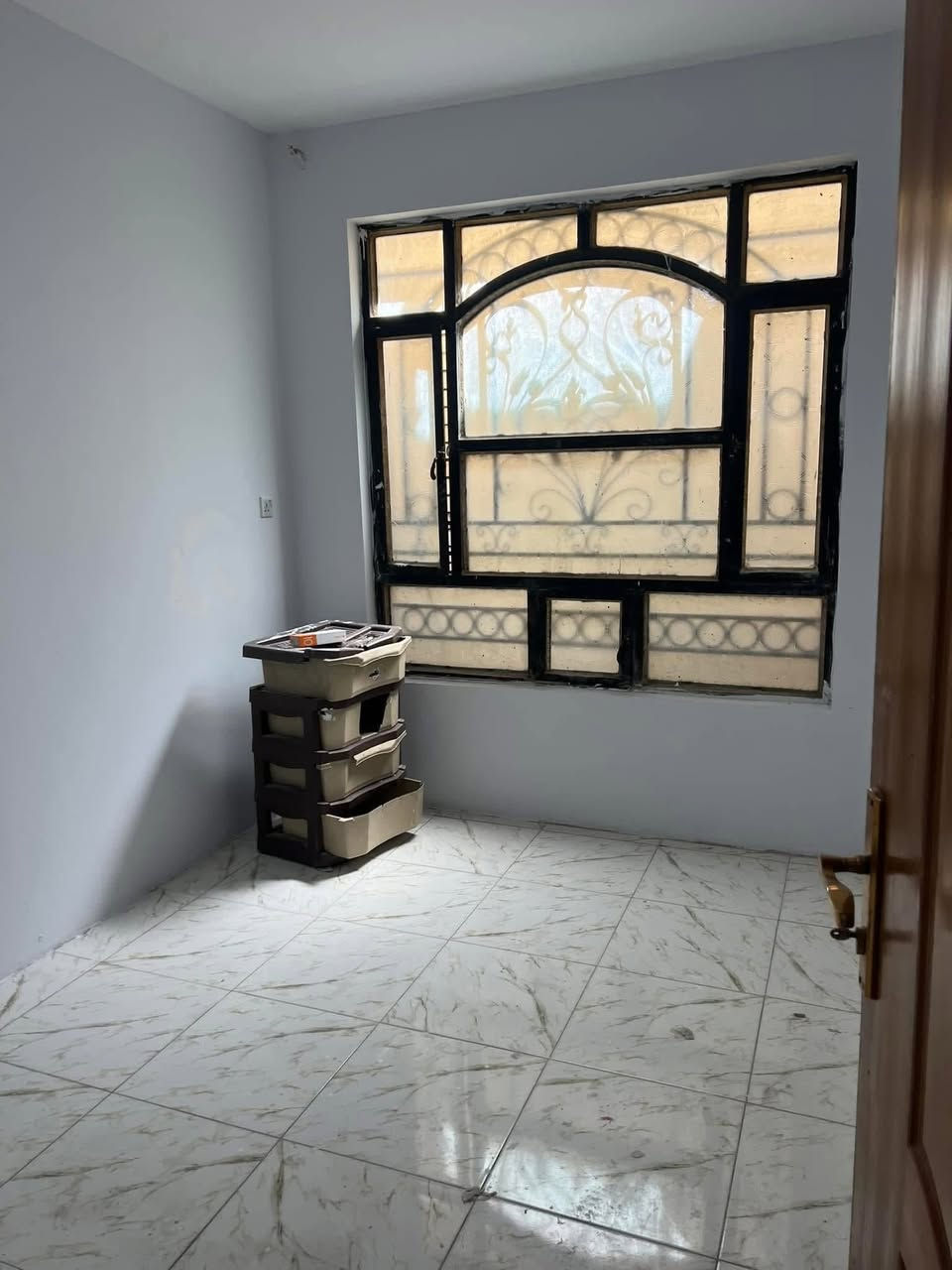 مشتمل للاجار الشعب خلف مطعم حجي عادل المساحه
٧٠ نضيف استقبال وخدمات ومطبخ وبي غرفتين نوم 

وخدمات السعر. ٥٠٠ الف

 معروض بمكتب الكناني***********
