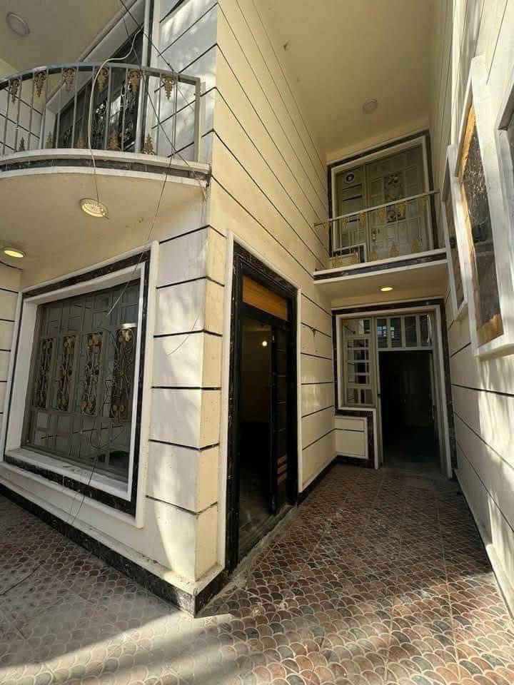 #لـلايـجـار فـي السيـديـة

بيت 150م نظيف يحتوي على مدخلين ثلاثـة غرف نوم وصالة ومطبخ وخدمات صحيـة . 

لـلاستفسار : *********** متوفر واتساب .

بأمكانك عرض عقارك عندنا 
زبائننا الكرام نستقبل كافة عروضكم وطلباتكم 

#مكتب_القيسي_للعقار_والأعمار
شارع المركز مقابل مستلزمات التفاح الاخضر .
