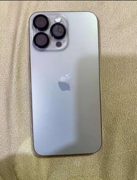 جهاز للبيع 15 برو ماكس مبدل شاشه اصليه وكاله السعر 850 وبي مجال 077190...