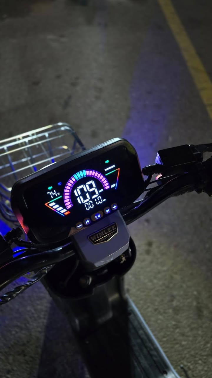 السلام عليكم للبيع ار9 2026 لون فيلي يحتوي على 6بطاريات دبل22 امبير امشيك 50كيلوا متر يحتوي على نضام البك R اربع سرع يمشي 109بي بصمة وسويج وكارت وصل شراء موجود ماخذوا اب 600السعر 460وبي مجال بسط للطيبين المكان موصل قادسية الثانية جامع علي


**إذا كنت صاحب هذا الإعلان وتريد حذفه لأي سبب، رجاءا أرسل رسالة إلى الدعم الفني**