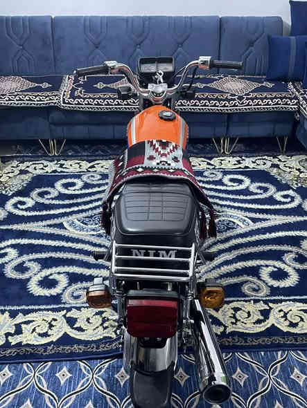 سلام عليكم دراجه أربعه گير موديل 25 نامه 3 احروف لون مميز برتقالي دراجه حلوه وجديده برغي ممفتوح بيها مكفوله كفاله عامه حتى من شخط سعر 725 وبيها مجال تصل وبخدمتك،☺️ ***********
