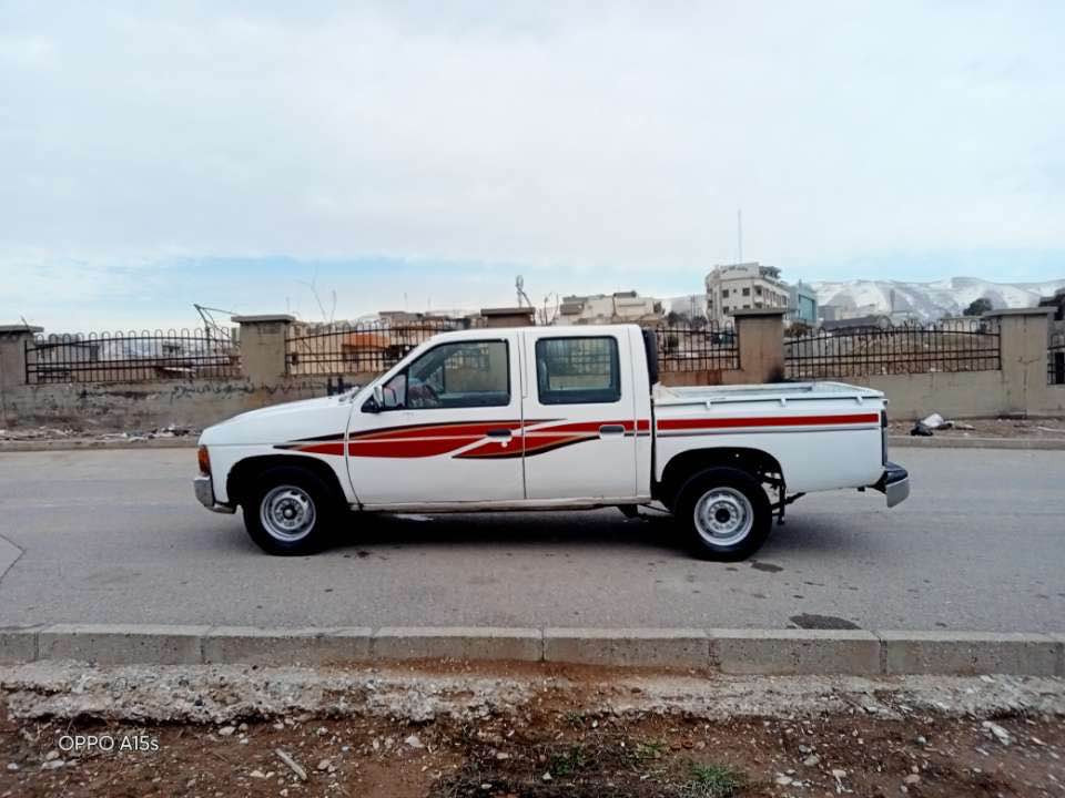 پیکاب نیسان مۆدیل1996گێڕ ئۆتۆماتیک گێڕ و مەکینەی ئەڕنەبە چوار تایەو و ویلی لۆکی لەژێرە سعر:27گەڵا گێڕ و مەکینە و ئەکسل و شانسی بەشەرت دەعمی نیە کارەبای مەزبوتە لەسلێمانیم (***********-***********) السليمانية, العراق
