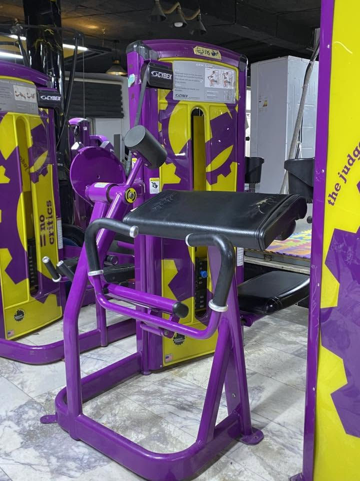 متوفـر قاعة نسائية 🏋🏻‍♀️وتكدر تسويها رجالية باضافات بسيطة ::  اجهـزة رشاقة كاملة جريات لايفتنس 4 درج لابتكلات 4 بايسكلات 5  لايفتنس وبريكور، اجهزة مقاومة سايبكـس امريكي قاعه جاهزة هواية اجهزة بيها نقل متوفر 🚛للاستفسار *********** واتس 📲
