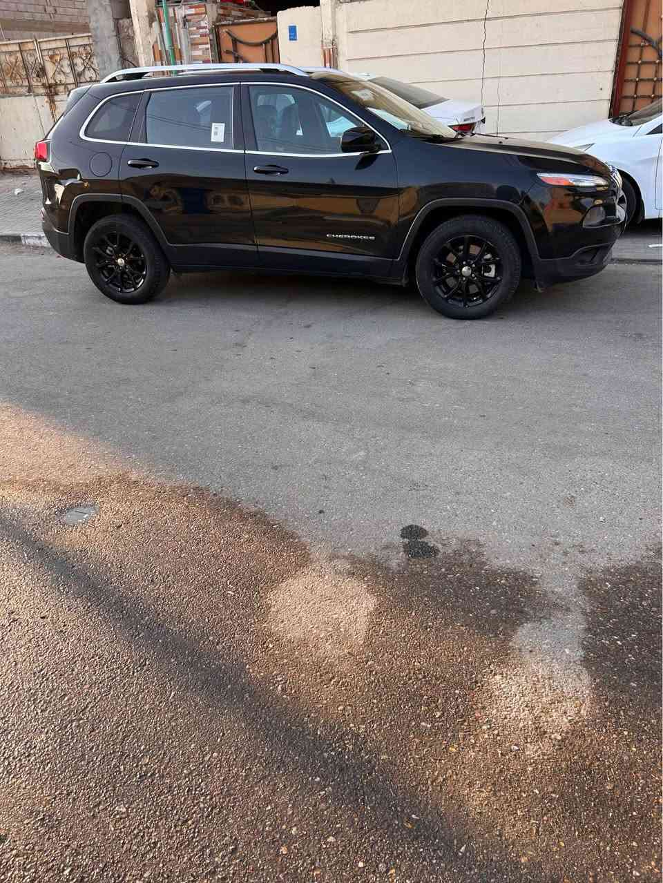 ‎جيب شروكي ‏￼بزون‎ البصرة, العراق


**إذا كنت صاحب هذا الإعلان وتريد حذفه لأي سبب، رجاءا أرسل رسالة إلى الدعم الفني**