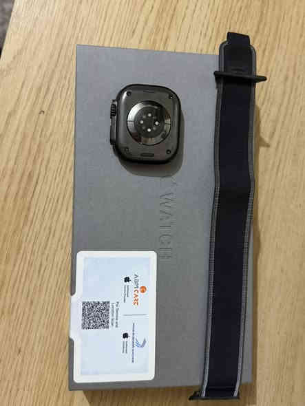 سلام عليكم ابل واتش الترا جيل 3 اخر اصدار بطارية 100 نضافه 100 ما بيهه ولا شخط ولا نكده ولا شي جديده استعمال قليل ضمان ABM يخلص سنة 26 شهر 10 للاستفسار اكثر رقم *********** العنوان بغداد مشتل معلمين
