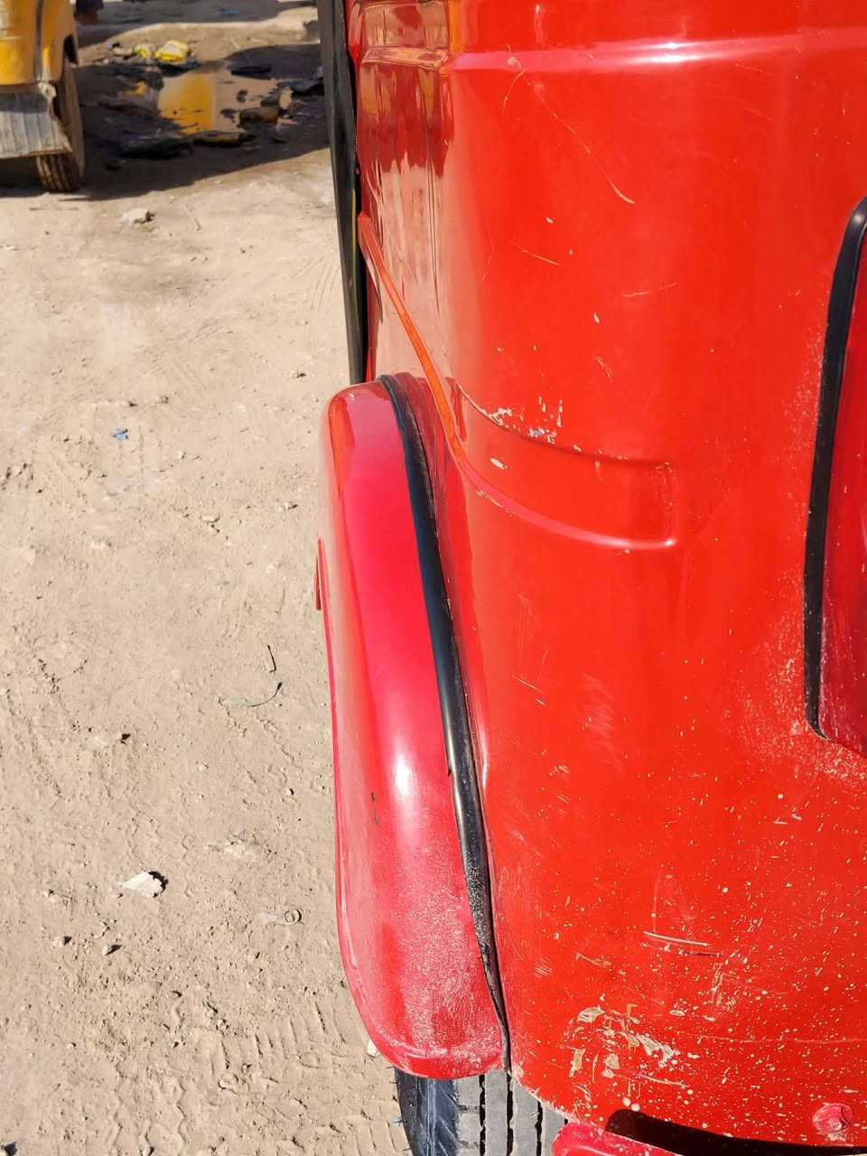 سلام عليكم تكتك للبيع موديل 22 بيه لغد والباقي شوفت عينك تكتك اوراق   مكينه مفتوحه السعر 7200 وبيه مجال مكاني حله نادر الثالثه للستفسار انتصل ***********  خاص ما اجوب  اقراء المنشور يل تنتصل 🤍😊
