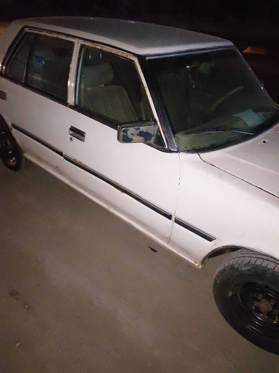 السلام عليكم سوبر82جاهزه كير مكينه بطه جديده تخم تايرجديد حداديه رقم  نكلزي سنويه 28العنوان دوانيه السعر28وبيه مجال***********
