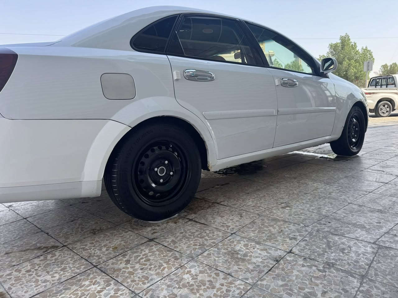 السلام عليكم
اوبترا 2011 الشركه العامه
تخم تاير
حداديه
كير محرك جدد
تبريد كله جديد
باتري جديد
كشنات جدد
لايتات جدد
كهربائيات كلها شغاله
مابيها برغي نقص
رقم دولي بااسمي

بيها مدكر امامي جهة السايق مبدل 
ابيع واقع حال 
السعر ب70وبيها مجال قليل
الاستفسار ***********
