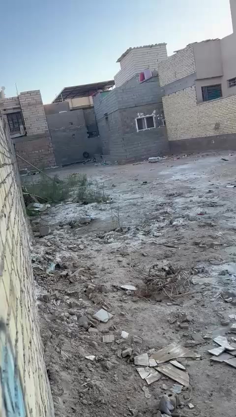 السلام عليكم قطعة ارض زراعي سند 25 خلف الحر موقع مميز مساحة 430 متر للاستفسار ‭0770 727 8382‬
