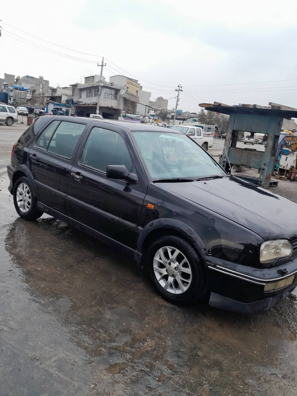 گۆڵف مۆدێل 1993بۆ فرۆشتن بۆیاخ بۆ جوانی سۆنەری لەگەڵە بێ لێدراو تەبرید گێڕ عادی مەکینە 20 ڕەقەم سلێیمانی سیعری 50 وەرەقەو ماجالێکی کەم ***********
