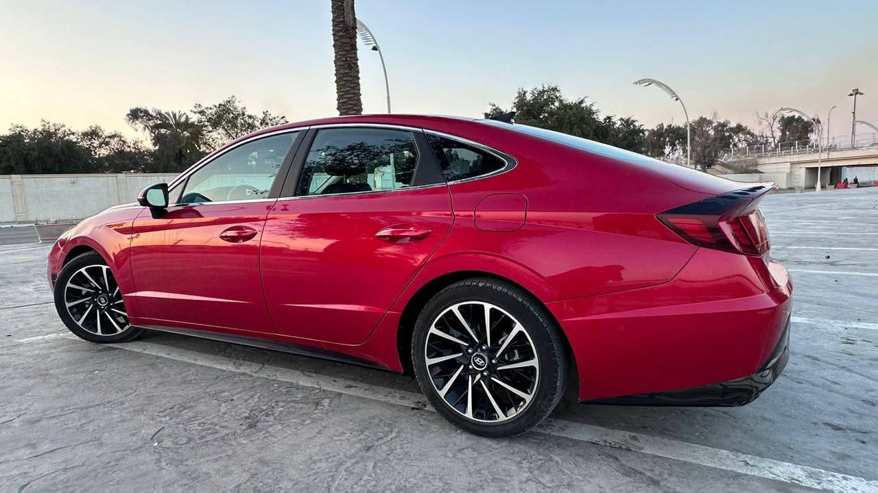 SONATA 2021 LIMITED
السعر : 165 ورقه وبيها مجال بسيط

اللون : أحمر 🔴

ماشيه 63 الف ميل  

صور الحادث موجودة بالمنشور 

المواصفات :
   
‎✅ محرك 1600 تيربو جارج  
‎✅ قمارة السيارة بانوراما  
‎✅ حساسات امامي وخلفي اصل  
‎✅ حساسات الاجتياز الجانبية  
‎✅ حساسات الانحراف عن المسار  
‎✅  نظام الكاميرات الاربعة برؤية 360 درجة  
‎✅ امكانية تحريك المركبة بالريموت  
‎✅ رادار امامي تفاعلي للتنبيه والبريك الذاتي  
‎✅ اشارات بالمرايا الجانبية  
‎✅ لايت زينون اصل عالي وواطئ مع حاجب LED 
‎✅ بصمة باب وبصمة تشغيل وتشغيل عن بعد 
‎✅ ويل كب لمتد حجم 19 مع طقم تاير بحالة ممتازة  
‎✅ غرفة السيارة جلد اسود اصل  
‎✅ تحكم كهربائي متكامل لمقاعد المقدمة  
‎✅ المقاعد الامامية تدفئة وتبريد مقعد 
‎✅ تحكم ستيرن جهتين متكامل الايعازات مع الرادار 
‎✅ شفتات ستيرن للتحكم بالكير العادي 
‎✅ شاشة دشبول كبيرة متكاملة الايعازات  
‎✅ تبريد المركبة قطعتين امامي وخلفي  
‎✅ شاحن موبايل وايرلس مع منافذ USB,AUX 

مكان السيارة : بغداد / الكاظمية 
للاستفسار : *********** أو ***********
